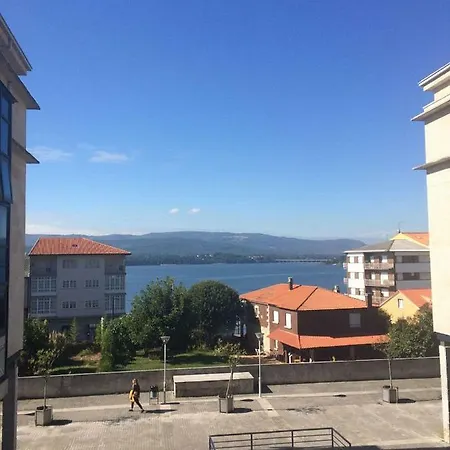 Atico Con Vistas A La Ria De Arosa Appartement Rianjo